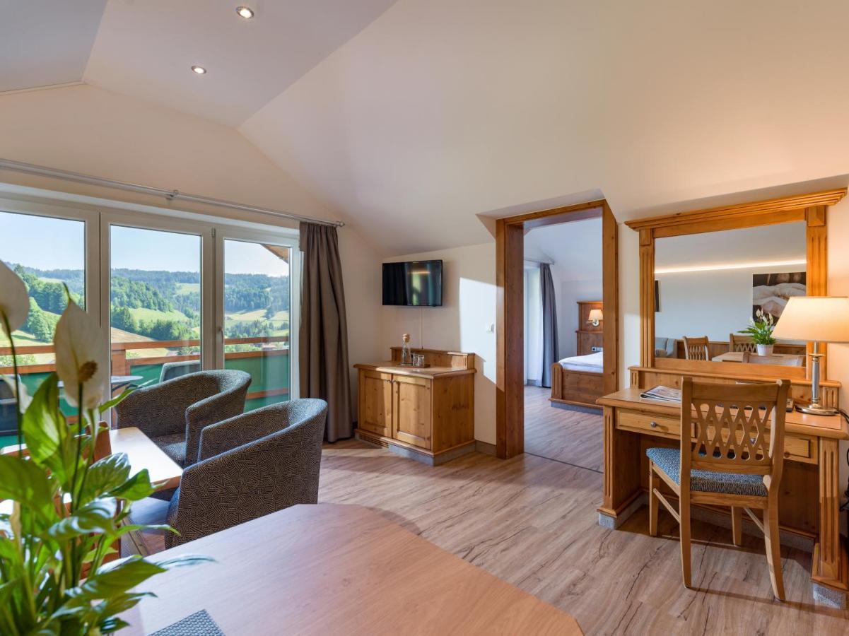 Hotel & Alpin Lodge Der Wastlhof Niederau Eksteriør bilde