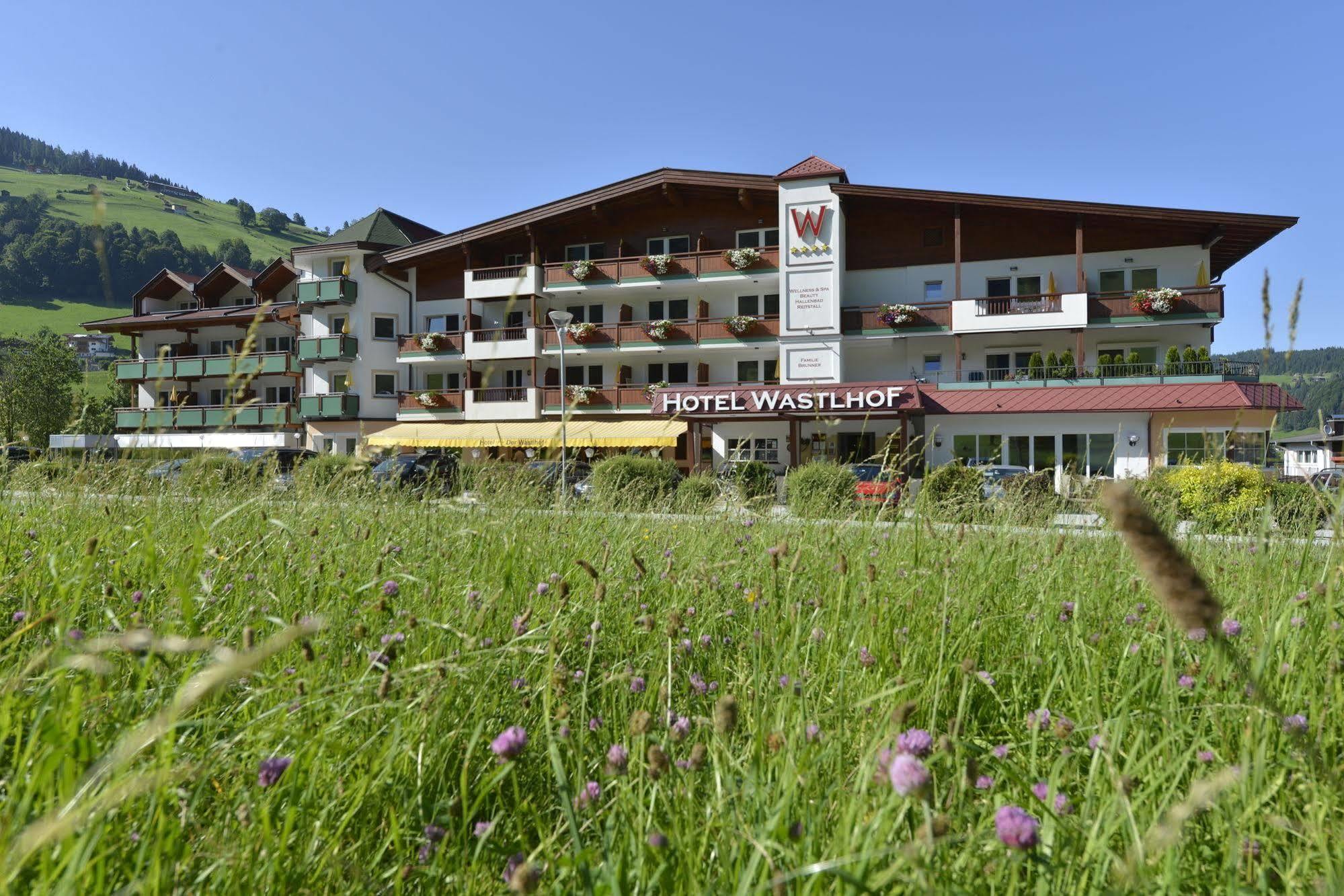 Hotel & Alpin Lodge Der Wastlhof Niederau Eksteriør bilde