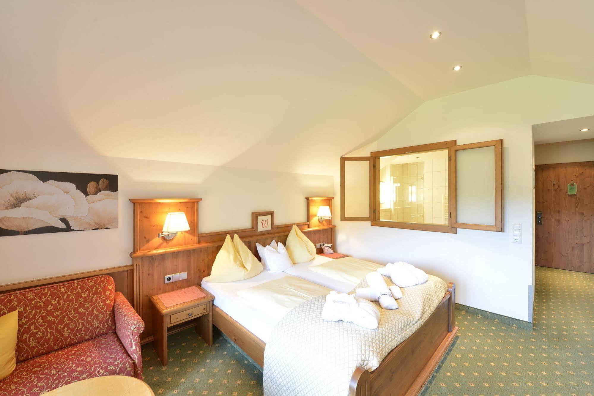 Hotel & Alpin Lodge Der Wastlhof Niederau Eksteriør bilde